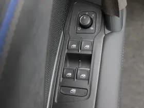 Volkswagen Tiguan R-Line Edition 1.5 eHybrid 204 PK thumbnail 18