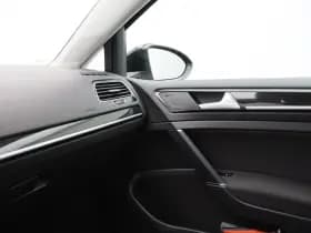 Volkswagen Golf Variant 1.0 TSi Highline 110 Pk thumbnail 28