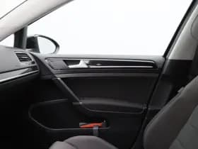 Volkswagen Golf Variant 1.0 TSi Highline 110 Pk thumbnail 30