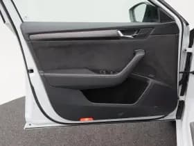 Skoda Superb Combi 1.4 TSi 218 Pk Automaat iV Sportline Business thumbnail 22