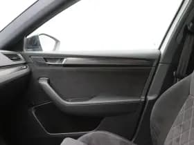 Skoda Superb Combi 1.4 TSi 218 Pk Automaat iV Sportline Business thumbnail 35