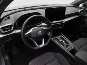 SEAT Leon Sportstourer 1.5 TSi 204 Pk e-Hybrid FR Business thumbnail 3