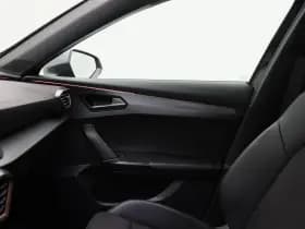 CUPRA Formentor 1.4 e-Hybrid 204 Pk Essential thumbnail 32