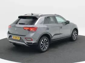 Volkswagen T-Roc 1.0 TSi 110 Pk Style thumbnail 2