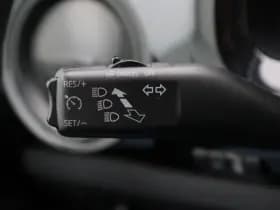 Volkswagen Up! 1.0 high up! BlueMotion thumbnail 8