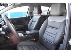 Citroën C5 Aircross Plug-in Hybrid 225 EAT8 Shine thumbnail 2