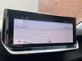 Peugeot 208 Hybrid 110 e-DCS6 Allure thumbnail 13