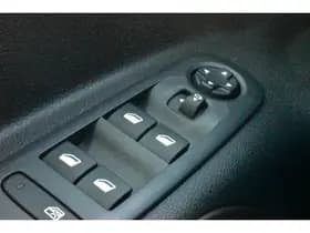 Peugeot Rifter Puretech 130 EAT8 GT Automaat thumbnail 17