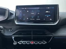 Peugeot E-2008 EV GT 54 kWh thumbnail 11