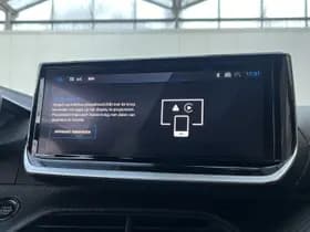 Peugeot E-2008 EV GT 54 kWh thumbnail 12