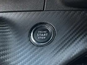 Peugeot E-2008 EV GT 54 kWh thumbnail 17