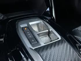 Peugeot E-2008 EV GT 54 kWh thumbnail 18