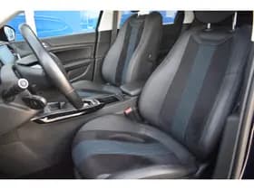 Peugeot 308 SW PureTech 130pk Tech Edition thumbnail 2