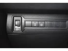 Peugeot 308 SW PureTech 130pk Tech Edition thumbnail 25