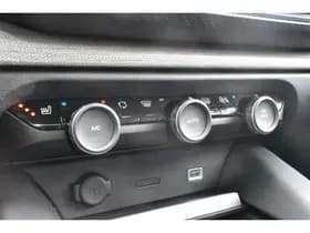 Citroën C5 X Plug-in Hybrid 225 EAT8 Shine Automaat thumbnail 18