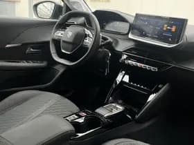 Peugeot 208 Hybrid 110 e-DCS6 Allure thumbnail 28