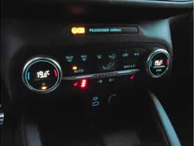 Ford Kuga thumbnail 22