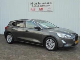 Ford Focus thumbnail 3