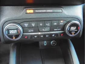 Ford Focus thumbnail 24