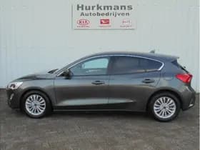 Ford Focus thumbnail 4