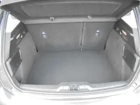 Ford Focus thumbnail 9