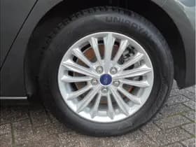 Ford Focus thumbnail 10