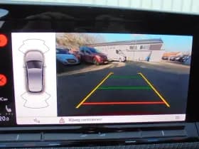 Volkswagen Golf thumbnail 15