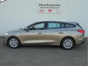 Ford Focus thumbnail 4