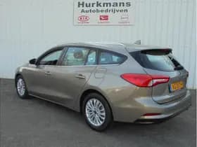 Ford Focus thumbnail 6