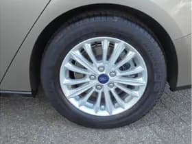 Ford Focus thumbnail 10