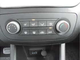 Kia Venga thumbnail 15