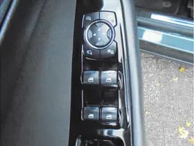 Ford S-Max thumbnail 23