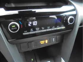 Toyota Yaris thumbnail 22