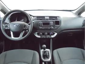 Kia Rio thumbnail 16