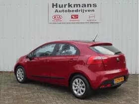 Kia Rio thumbnail 6