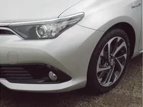 Toyota Auris thumbnail 15
