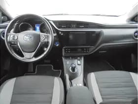 Toyota Auris thumbnail 16