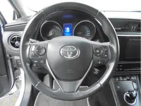 Toyota Auris thumbnail 23