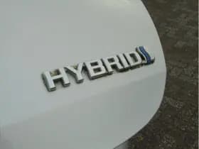 Toyota Auris thumbnail 8