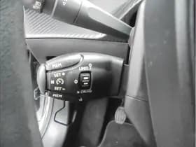 Peugeot 208 thumbnail 16