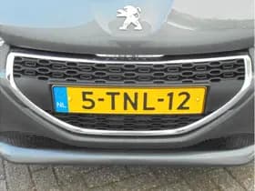 Peugeot 208 thumbnail 10