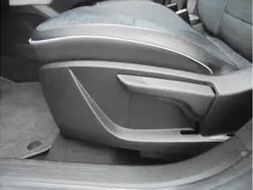 Renault Captur thumbnail 24