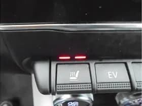 Renault Captur thumbnail 37