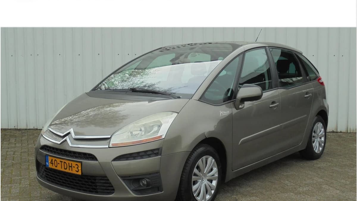 Citroen C4 — foto 1