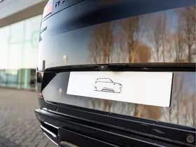 Land Rover Range Rover Sport 3.0 P460e Santorini Momentum Edition PHEV thumbnail 32