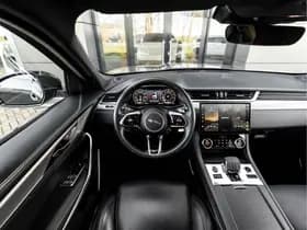 Jaguar F-Pace P400e PHEV R-Dynamic S thumbnail 10