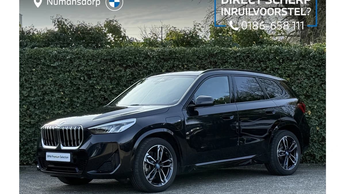 BMW X1 xDrive25e | M-Sport | Panorama | 19'' | Getint Glas | Camera — foto 1