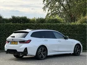 BMW 3 Serie Touring 330e | NW Model | M-Sport | 18'' | Panorama | Elek. Trekhaak | Camera | HiFi thumbnail 3