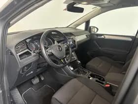 Volkswagen Touran 1.5 TSI 150pk DSG Comfortline 7p. thumbnail 2