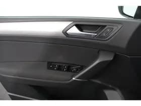 Volkswagen Touran 1.5 TSI 150pk DSG Comfortline 7p. thumbnail 24